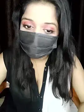 Ayushi_sharma naked in live sex video chat