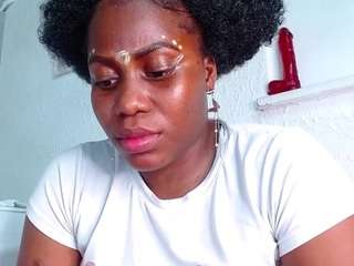 choco-dessert on webcam for live free nude chat now