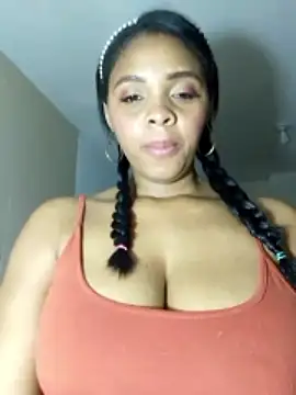 collegechica naked in live sex video chat