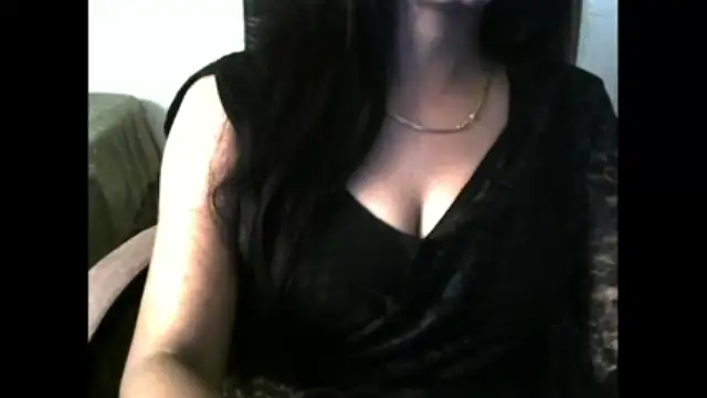 hornyyankita naked in live sex video chat
