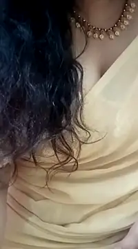 Indian-shreya naked in live sex video chat