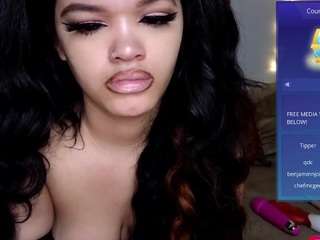 jiggymama on webcam for live free nude chat now