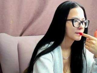 Kartin-Brooks on webcam for live free nude chat now