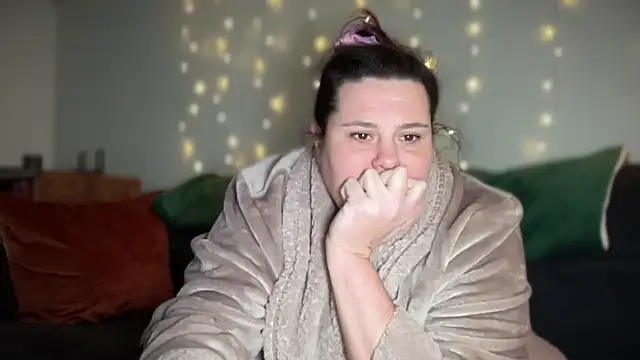 melody_mccoy naked in live sex video chat