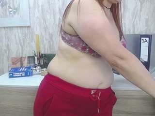 Michelle on webcam for live free nude chat now