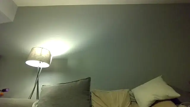 Mollybabyx naked in live sex video chat