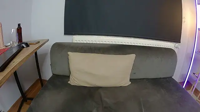 nilaley1 naked in live sex video chat