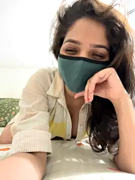 Noor_khan_ naked in live sex video chat