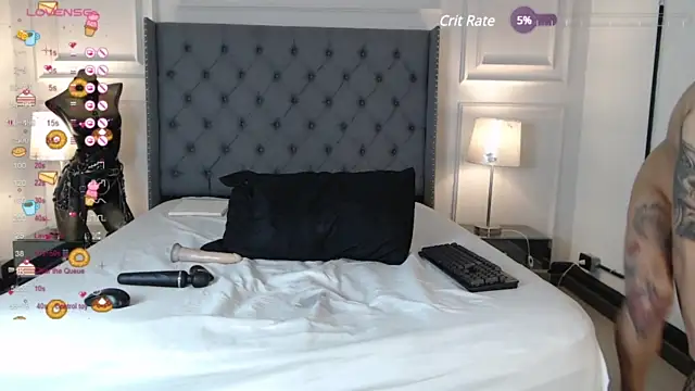 PaulettMoret naked in live sex video chat
