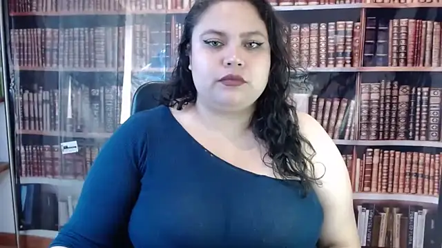 Play_Hot_Room naked in live sex video chat