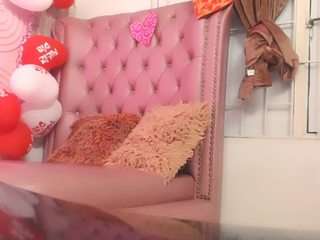 rossy-miss on webcam for live free nude chat now