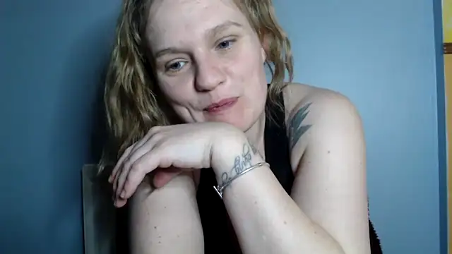 samanthaalice naked in live sex video chat