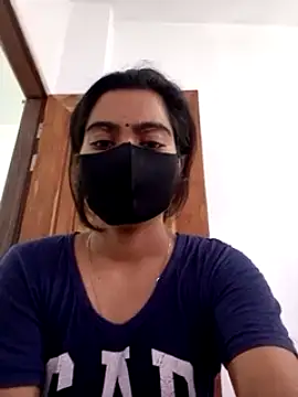 Sunny_Leone_Bd naked in live sex video chat