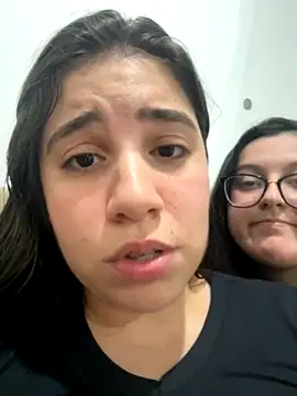 Tah_2000 naked in live sex video chat