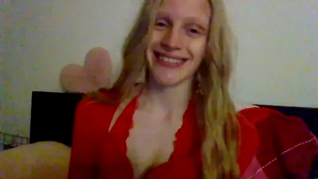 VeronicaJoyful naked in live sex video chat