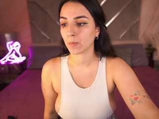 xdaphnemoss on webcam for live free nude chat now