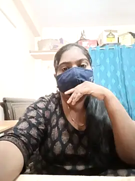 Your-mohana naked in live sex video chat