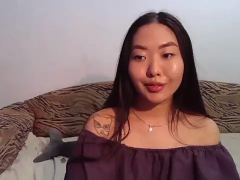 Aleksa_Blackdream naked in live sex video chat