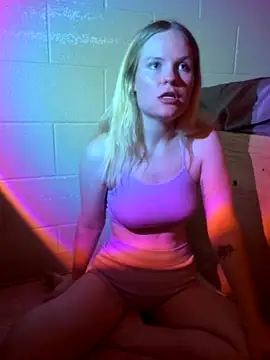 AshleySparxxx19 naked in live sex video chat