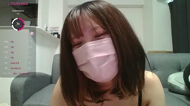 –Aya– naked in live sex video chat