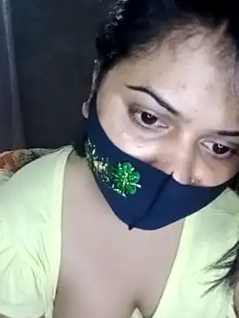 BBy_Queen_in naked in live sex video chat