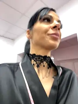 CarlaWaze naked in live sex video chat