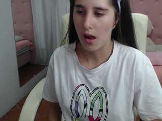 dulceflores on webcam for live free nude chat now