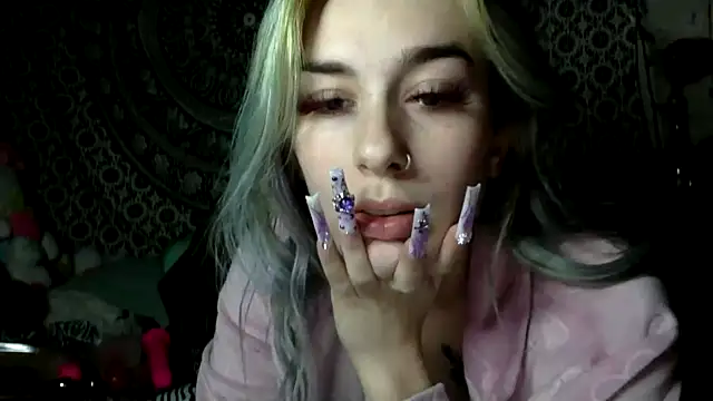 ella_angelkiss naked in live sex video chat
