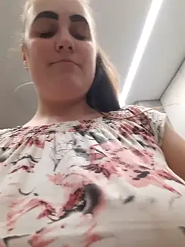 Gracie_Jule naked in live sex video chat
