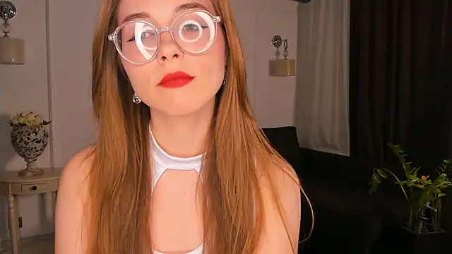 JoNoirin naked in live sex video chat