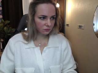 JulyBoomb on webcam for live free nude chat now