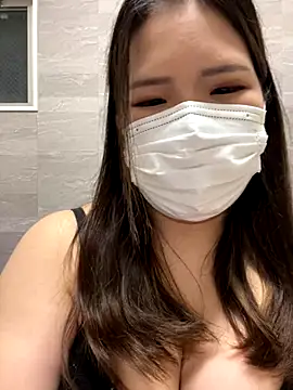 Kanna_0430 naked in live sex video chat