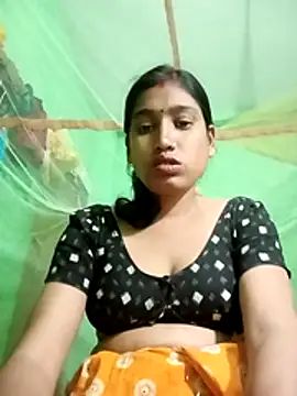 Koyel-Rani naked in live sex video chat