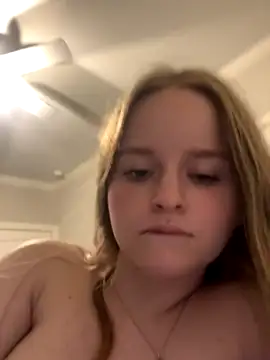 layaluv naked in live sex video chat