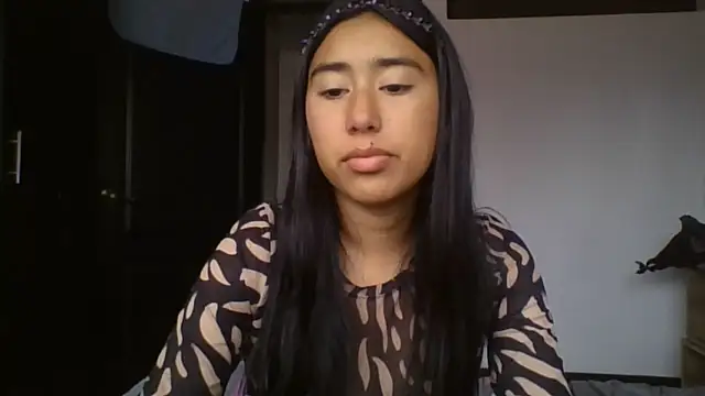 LLisa_ naked in live sex video chat