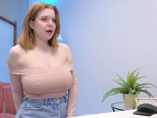 LovlyBambi on webcam for live free nude chat now