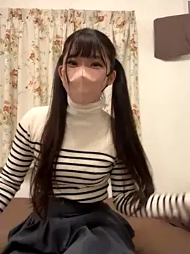Mii_o0 naked in live sex video chat