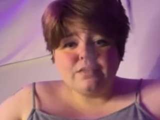 MindyMojito on webcam for live free nude chat now