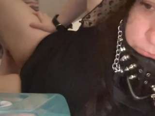 Mistress Venus on webcam for live free nude chat now