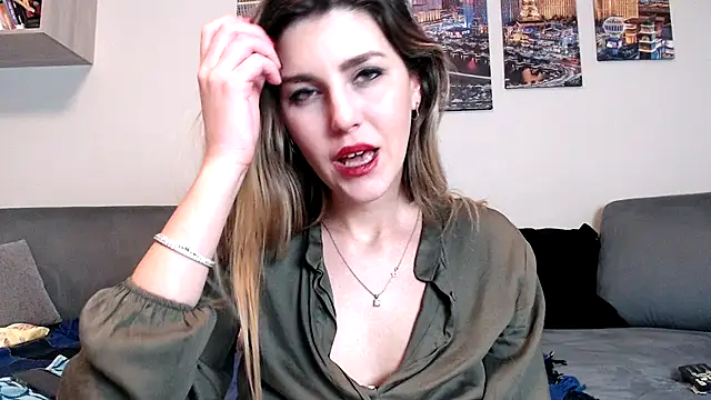 nicole_98 naked in live sex video chat