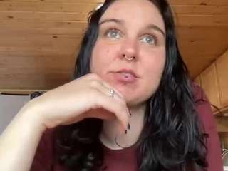 peachycerberus on webcam for live free nude chat now
