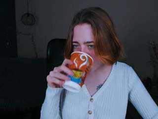 polly-molly on webcam for live free nude chat now