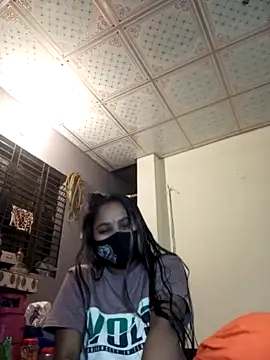 Puspita- naked in live sex video chat