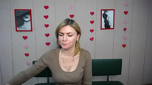 RenataBaster naked in live sex video chat
