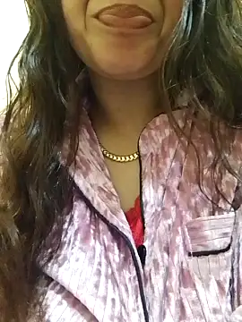 Saakoora naked in live sex video chat
