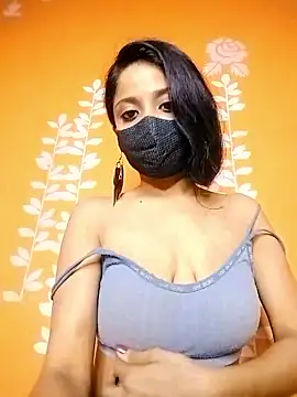 Sakshi_for_u naked in live sex video chat