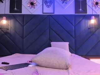 sarita-hills on webcam for live free nude chat now