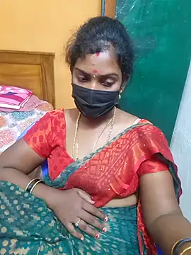 Savitha-89 naked in live sex video chat