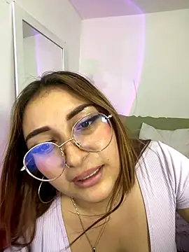 Violetaa05_ naked in live sex video chat