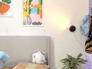 zoe001 on webcam for live free nude chat now